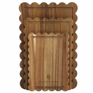 The Pioneer Woman Scalloped Edge Wooden Cutting Board Set